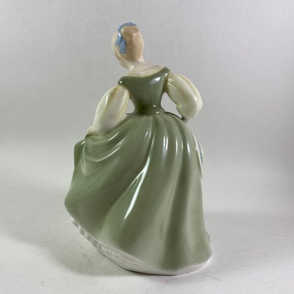 1966 Royal Doulton England Bone China Figurine HN 2211 FAIR MAIDEN Green - Picture 4 of 9